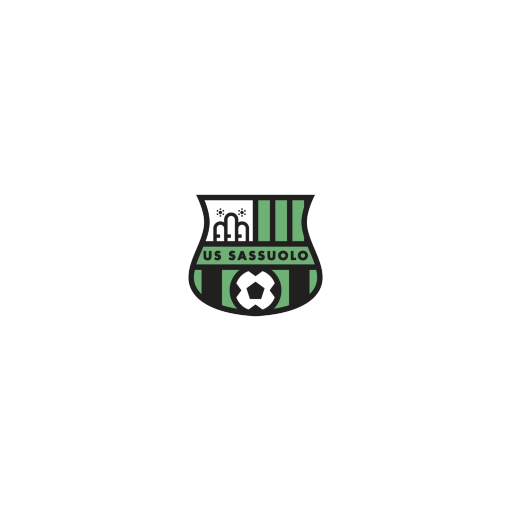 sassuolo logo restyling, il logo finale. Più asciutto ed elegante, il nuovo marchio del Sassuolo si presenta dunque con un verde leggermente più chiaro rispetto all'originale e con una serie di tratti molto più definiti rispetto al precedente. Un marchio a metà tra l'iconografia della Premier League e i vecchi marchi storici della tipografia italiana.